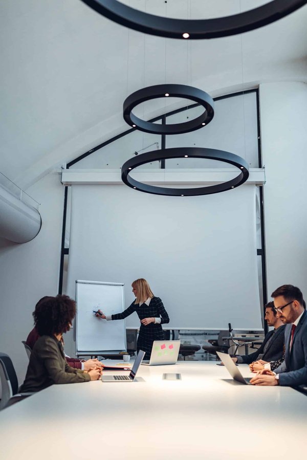 Quel est le rôle des clips vidéo dans l'augmentation des ventes d'albums ?